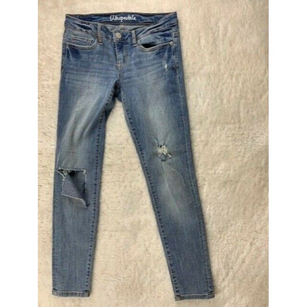 Aeropostale Lola Legging 2 Short Stretch Medium Wash Low Rise Distress Rip Torn